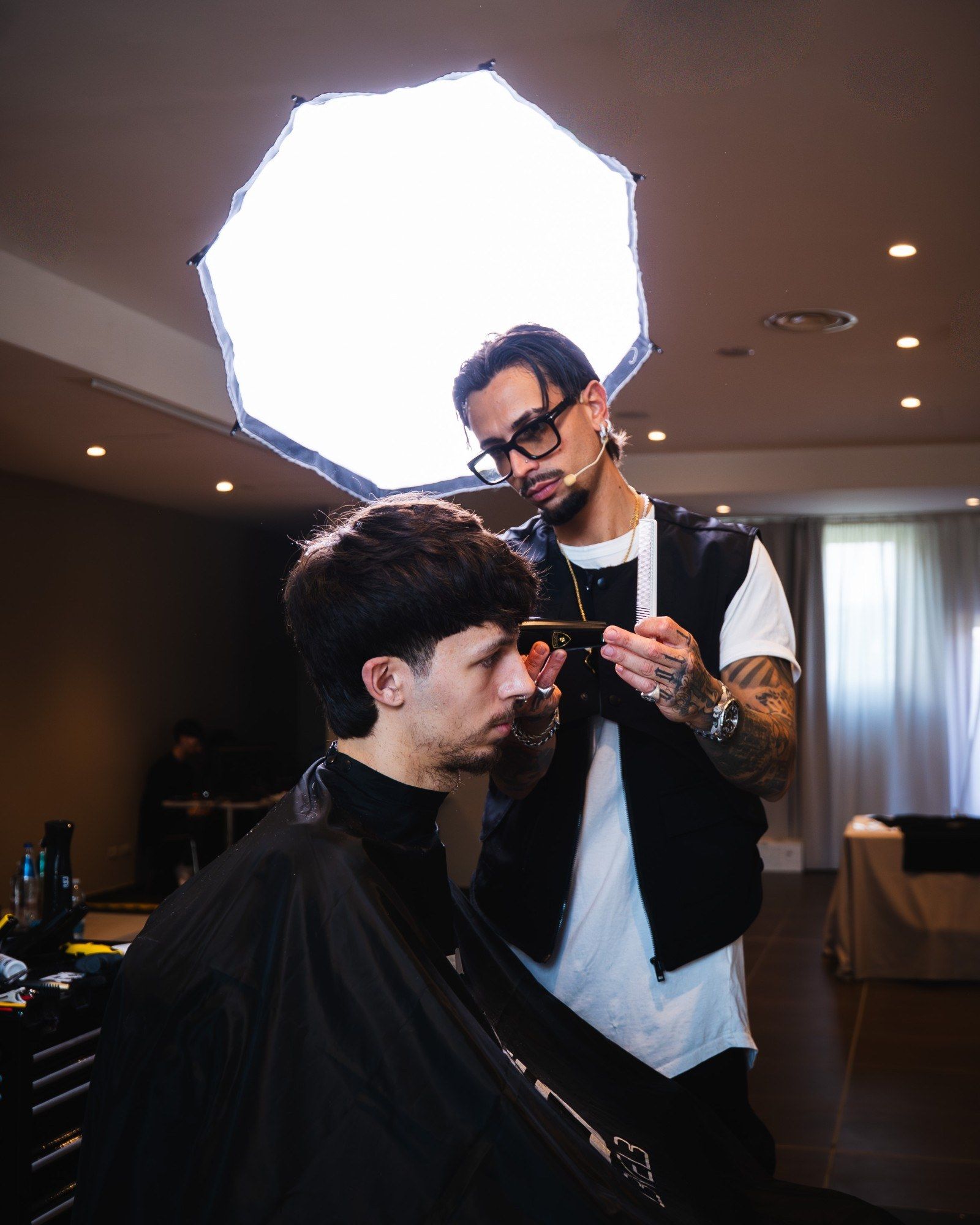 Simone Ranzini durante una demo con la clipper